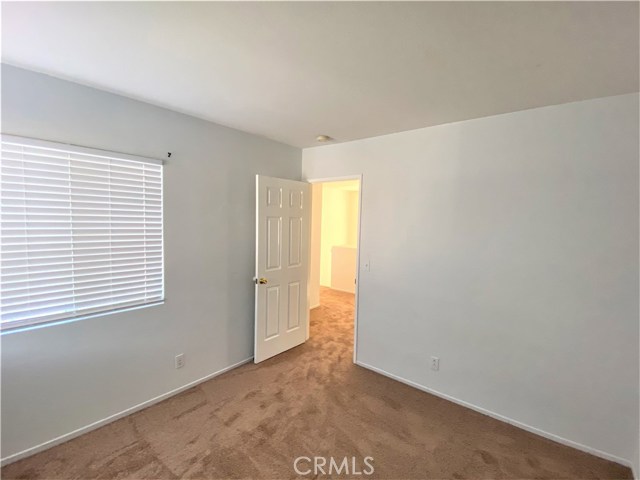 Detail Gallery Image 31 of 43 For 934 Primrose Ln, Corona,  CA 92878 - 4 Beds | 2/1 Baths