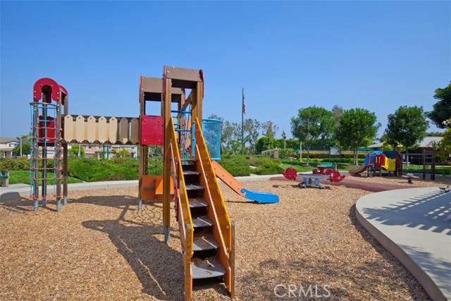 Detail Gallery Image 42 of 43 For 19 Tennessee, Irvine,  CA 92606 - 4 Beds | 2/1 Baths