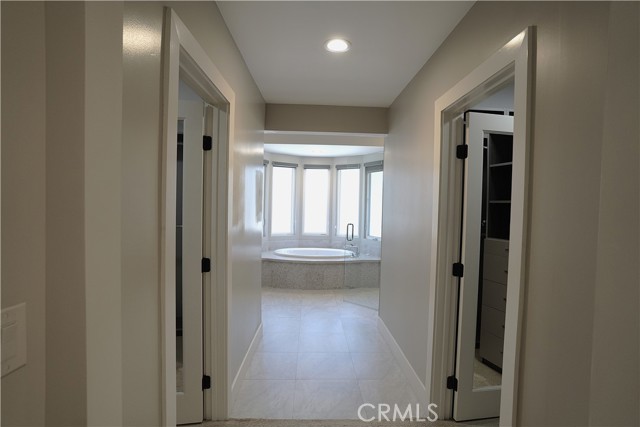 2615 Temple Hills Drive, Laguna Beach CA: https://media.crmls.org/medias/1425870b-a029-42d8-82f7-2b5ed52fb098.jpg