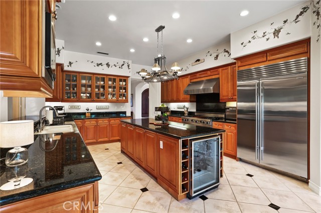 Detail Gallery Image 15 of 75 For 1731 Vista Lomitas, Fullerton,  CA 92831 - 5 Beds | 5/1 Baths