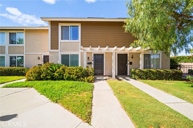 Detail Gallery Image 19 of 27 For 2921 S Sycamore St #E,  Santa Ana,  CA 92707 - 3 Beds | 1/1 Baths