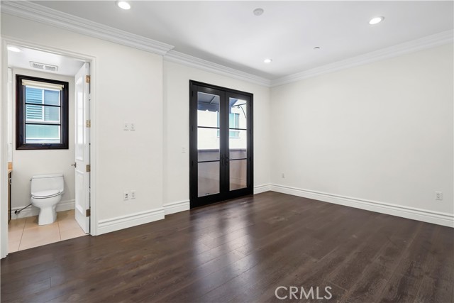 462 S Maple Drive, Beverly Hills CA: https://media.crmls.org/medias/14262e94-78d6-459b-9340-b92b9df15609.jpg