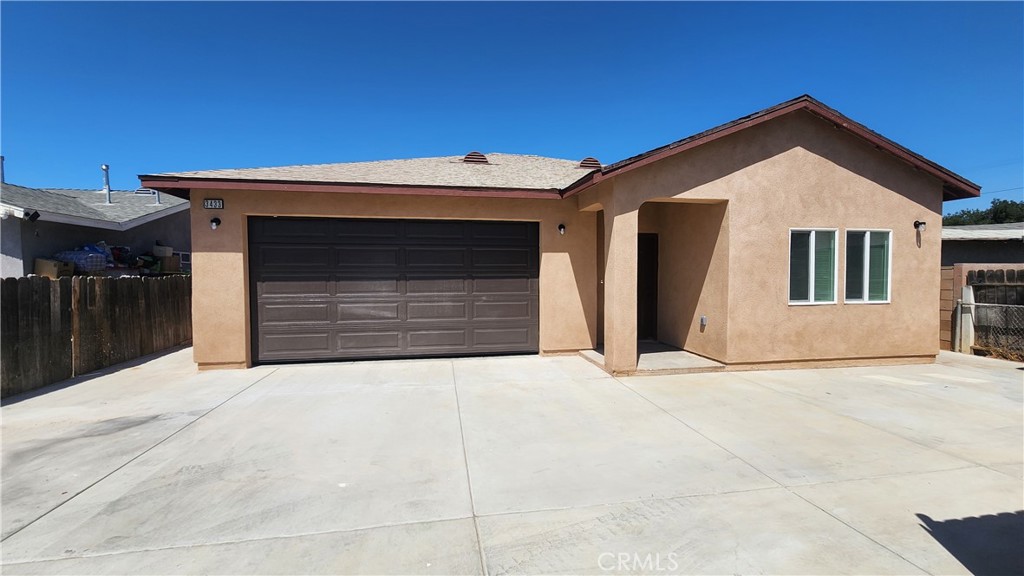 3433 Eucalyptus Avenue