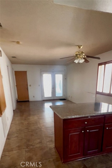446 Camino Corto, San Jacinto CA: https://media.crmls.org/medias/142724f3-cce8-4047-a850-2eb0568a71b2.jpg