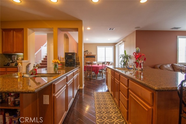 Detail Gallery Image 43 of 43 For 23806 Mission Puebla, Valencia,  CA 91354 - 5 Beds | 3/1 Baths