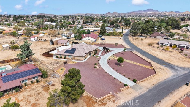 Detail Gallery Image 65 of 69 For 19501 Kinai Rd, Apple Valley,  CA 92307 - 4 Beds | 2/1 Baths