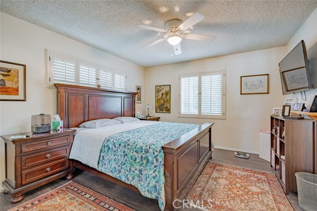 Detail Gallery Image 19 of 31 For 10836 Darby Ave, Porter Ranch,  CA 91326 - 4 Beds | 2 Baths