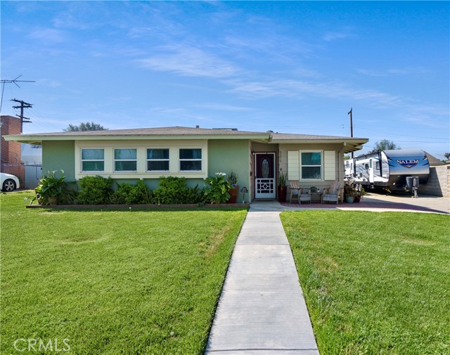 5572 Fargo Rd, Riverside, CA 92506