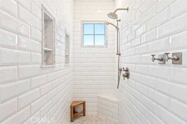 Detail Gallery Image 30 of 61 For 1455 Deer Hollow, Corona,  CA 92882 - 5 Beds | 3/1 Baths