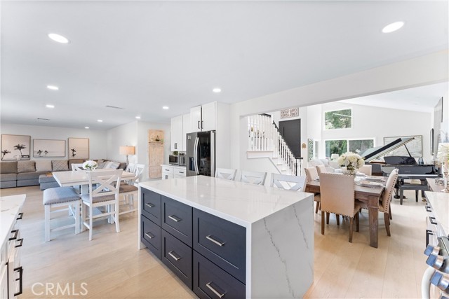3208 Calle Grande, San Clemente CA: https://media.crmls.org/medias/14296a49-f961-48db-b4d5-2fa0f9245184.jpg