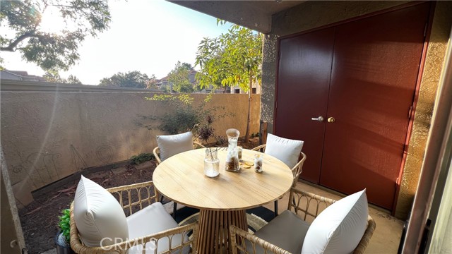 Detail Gallery Image 5 of 11 For 200 E Alessandro, Riverside,  CA 92508 - 2 Beds | 2 Baths