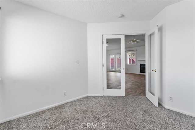 Detail Gallery Image 11 of 21 For 1049 Barrington, Rosamond,  CA 93560 - 3 Beds | 2 Baths