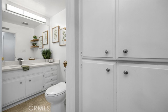 Detail Gallery Image 16 of 29 For 3050 S Bristol, Santa Ana,  CA 92704 - 1 Beds | 1 Baths