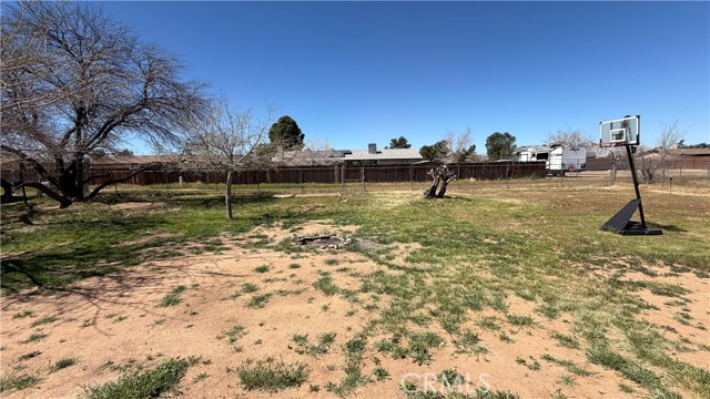 Detail Gallery Image 10 of 10 For 12794 Navajo, Apple Valley,  CA 92308 - 3 Beds | 2 Baths