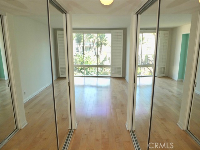 Detail Gallery Image 25 of 46 For 850 E Ocean Bld #203,  Long Beach,  CA 90802 - 2 Beds | 2 Baths