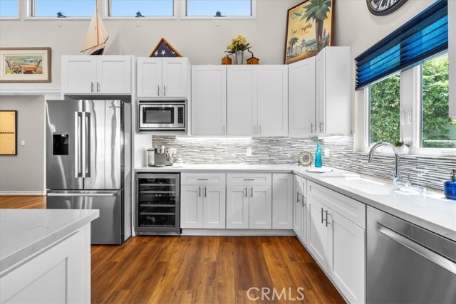 Amazing remodeled kitchen - counter space and storage galore!