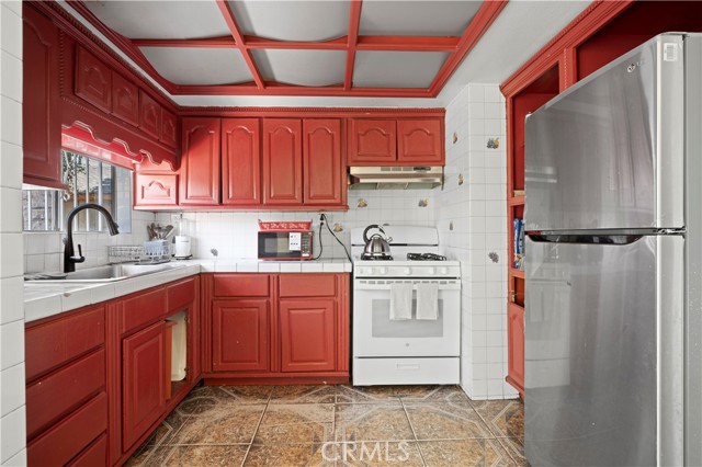 Detail Gallery Image 16 of 44 For 2455 Saint Elmo Dr, San Bernardino,  CA 92410 - 3 Beds | 2 Baths