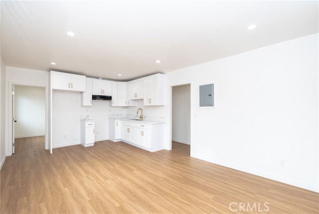 Detail Gallery Image 8 of 48 For 158 E 85th, Los Angeles,  CA 90003 - – Beds | – Baths