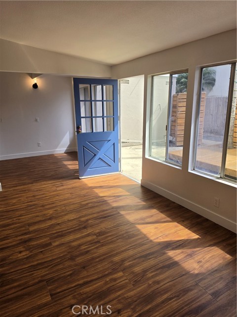 Detail Gallery Image 3 of 23 For 1787 Orange, Costa Mesa,  CA 92627 - 1 Beds | 1 Baths