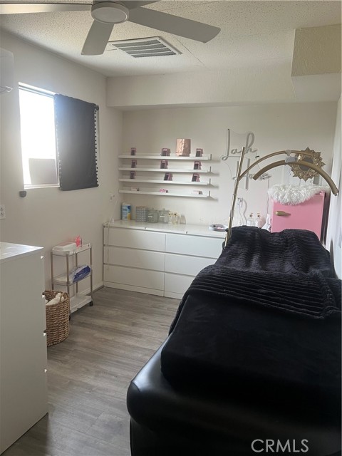 Detail Gallery Image 16 of 22 For 9875 La Paloma Ln, Desert Hot Springs,  CA 92240 - 4 Beds | 2/1 Baths