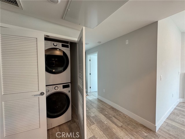 Detail Gallery Image 20 of 34 For 4383 N Sepulveda Blvd, Sherman Oaks,  CA 91403 - 2 Beds | 2 Baths