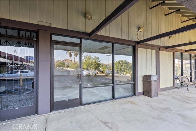 28200 Bouquet Canyon Rd, Saugus (santa Clarita), California 91350, ,Commercial Lease,For Rent,28200 Bouquet Canyon Rd,CRSR25009283