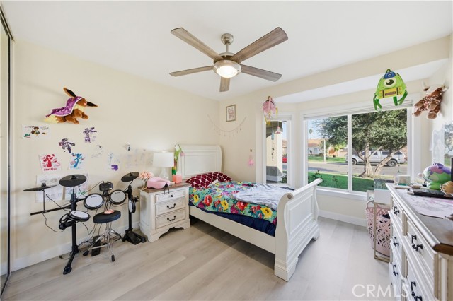 29739 Berea, Menifee CA: https://media.crmls.org/medias/142e041e-ac0d-4adb-ba19-1588fe7f528d.jpg