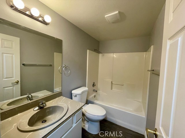Detail Gallery Image 6 of 7 For 100 N Glendora Ave #208,  Glendora,  CA 91741 - 0 Beds | 1 Baths
