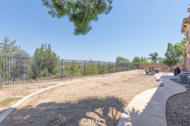 33192 Vermont Road, Temecula CA: https://media.crmls.org/medias/142e2881-c762-43cf-8737-193ccb468291.jpg