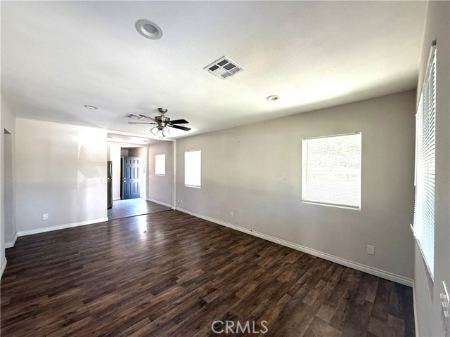 Detail Gallery Image 2 of 10 For 3655 Comer Ave, Riverside,  CA 92507 - 3 Beds | 1/1 Baths