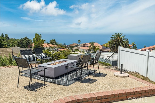 28737 Shire Oaks Drive, Rancho Palos Verdes, California 90275, 4 Bedrooms Bedrooms, ,3 BathroomsBathrooms,Residential,Sold,Shire Oaks,PV22121953