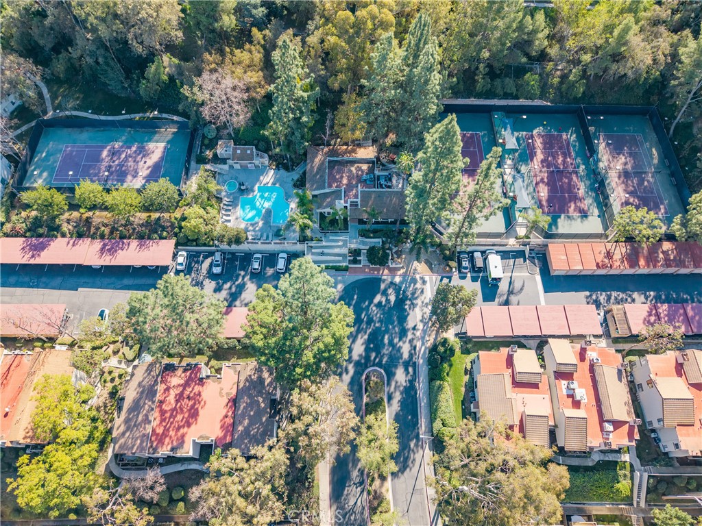 https://media.crmls.org/medias/142fd7dc-02e1-4156-a41d-9419a44efa29.jpg?preset=X-Large