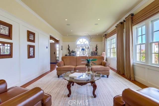 1239 S Patton Avenue, San Pedro CA: https://media.crmls.org/medias/14304cb8-f773-484d-aa78-90b6c5c03026.jpg