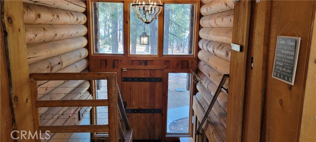 Detail Gallery Image 8 of 33 For 41853 Brownie Ln, Big Bear Lake,  CA 92315 - 3 Beds | 2 Baths