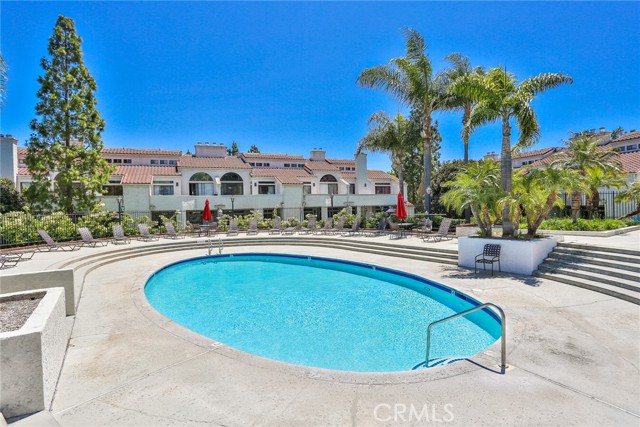 5031 Dorado Dr, Huntington Beach CA: https://media.crmls.org/medias/14316780-3568-4456-a8e4-d1db6e5d6dd6.jpg