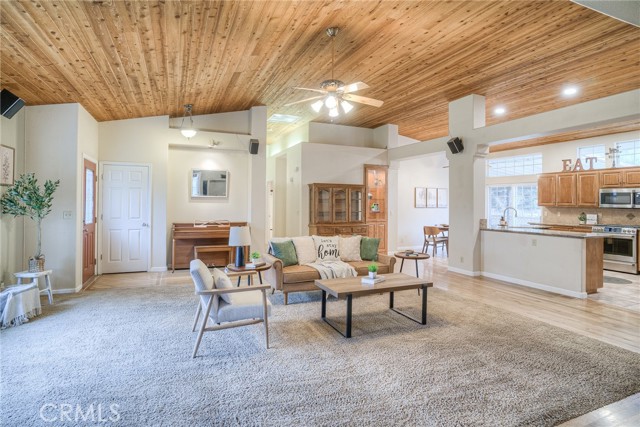 Detail Gallery Image 9 of 58 For 2950 Foothill Blvd, Oroville,  CA 95966 - 3 Beds | 3 Baths