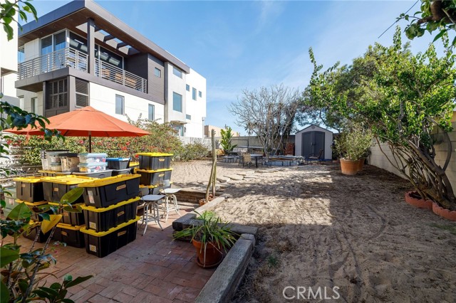 722 Loma Drive, Hermosa Beach, California 90254, ,Residential Income,For Sale,Loma,SB25018024