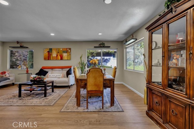 33230 Hollister, Lake Elsinore CA: https://media.crmls.org/medias/14323b5a-3346-4308-ba37-be37e65e3897.jpg