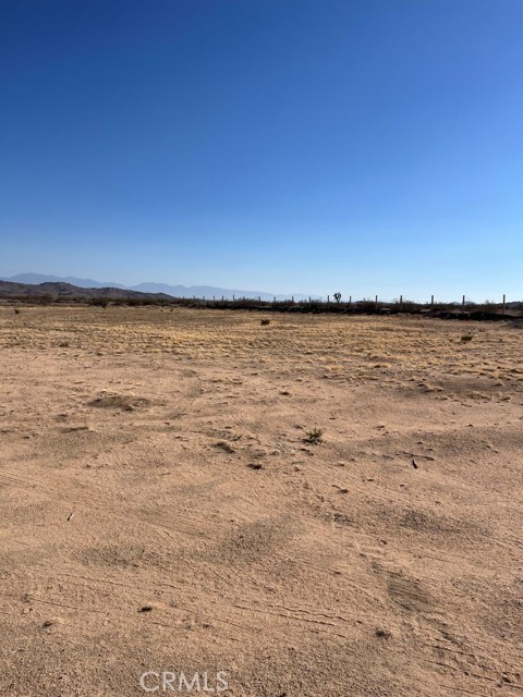 Detail Gallery Image 3 of 10 For 0 Shadow Mountain Rd, Adelanto,  CA 92301 - – Beds | – Baths