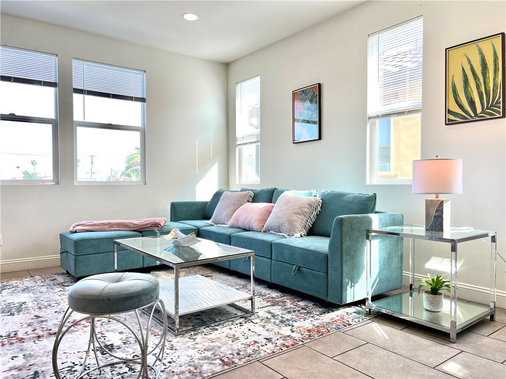 MLS #OC25256644 image #13