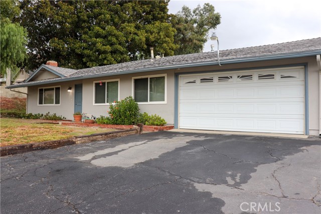 11260 Dominica Ave photo 4