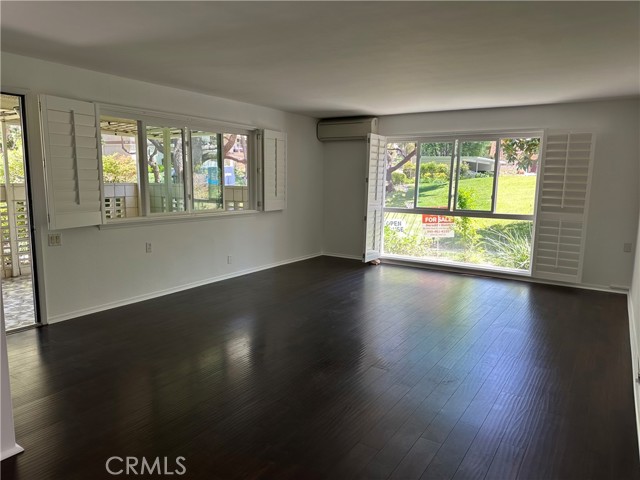 891 Ronda Sevilla #B, Laguna Woods CA: https://media.crmls.org/medias/1434ad2d-2ede-42df-9946-55a8c1fda7d8.jpg