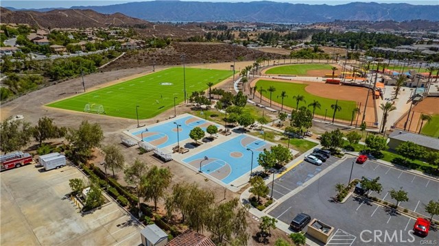 Detail Gallery Image 21 of 22 For 41026 Crimson Pillar Ln, Lake Elsinore,  CA 92532 - 4 Beds | 3 Baths