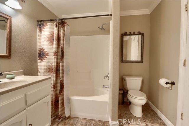 Detail Gallery Image 16 of 75 For 4421 Scrubby Oak, Mariposa,  CA 95338 - 6 Beds | 4/2 Baths