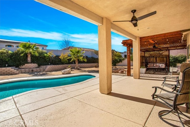 Detail Gallery Image 4 of 53 For 56171 Nez Perce Trl, Yucca Valley,  CA 92284 - 4 Beds | 2 Baths