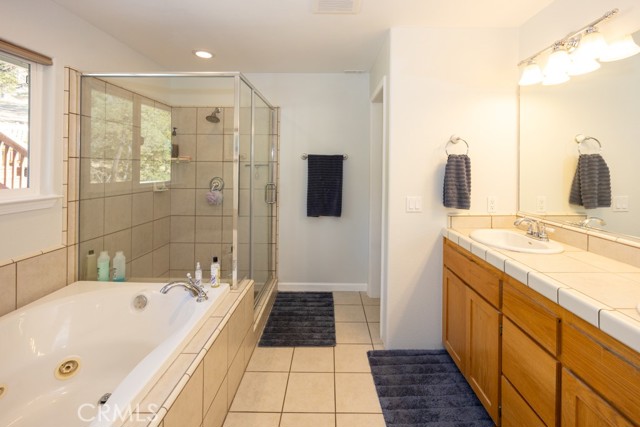 Detail Gallery Image 29 of 55 For 19008 Redbud Rd, Hidden Valley Lake,  CA 95467 - 3 Beds | 2 Baths