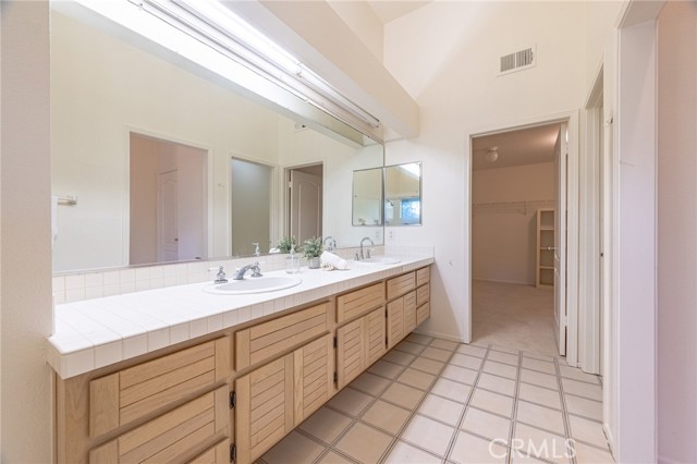 Detail Gallery Image 36 of 55 For 72 Vassar Aisle, Irvine,  CA 92612 - 3 Beds | 3 Baths