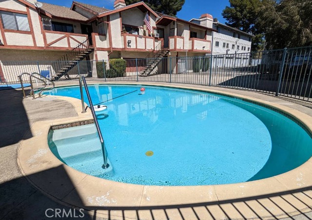 Detail Gallery Image 8 of 9 For 13961 Osborne St #210,  Arleta,  CA 91331 - 2 Beds | 2 Baths