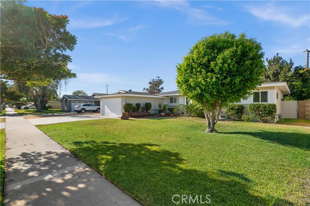 Image 2 for 2425 W Orange Ave, Anaheim, CA 92804