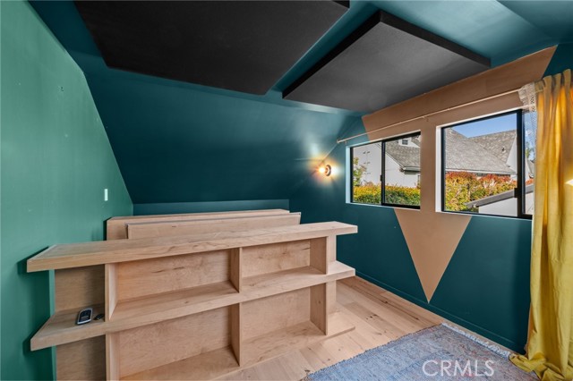 Detail Gallery Image 56 of 65 For 1079 San Jose Ave, Burbank,  CA 91501 - 4 Beds | 3/1 Baths